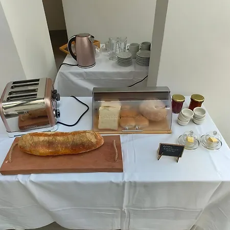 Alba Szálloda 2*