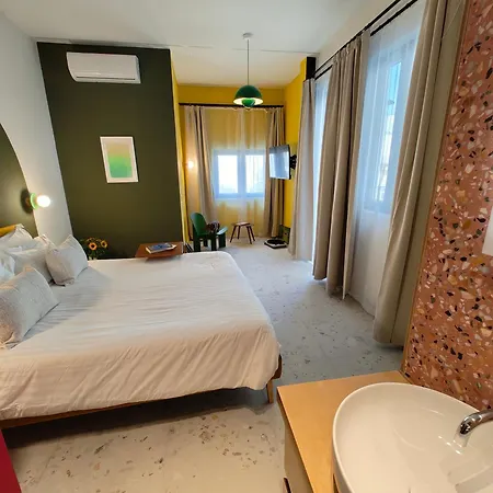 Alba Hotel
