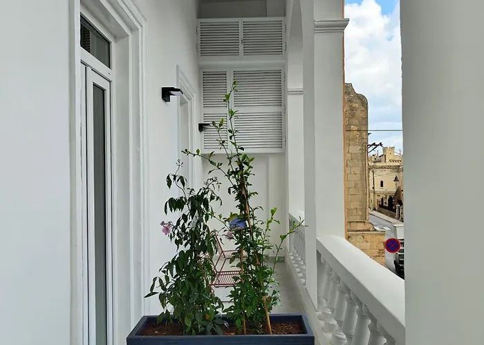 Alba Ξενοδοχείο 2*